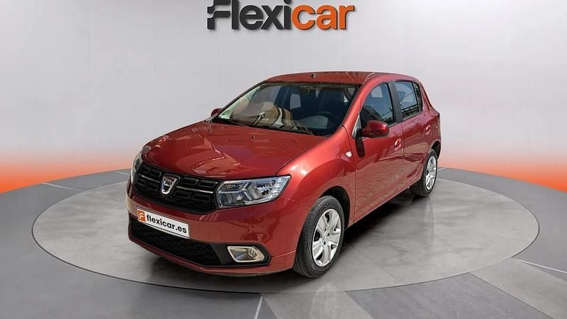 Usado Dacia Sandero Lauréate 90 CV (66 kW) 2017 Rojo Utilitario