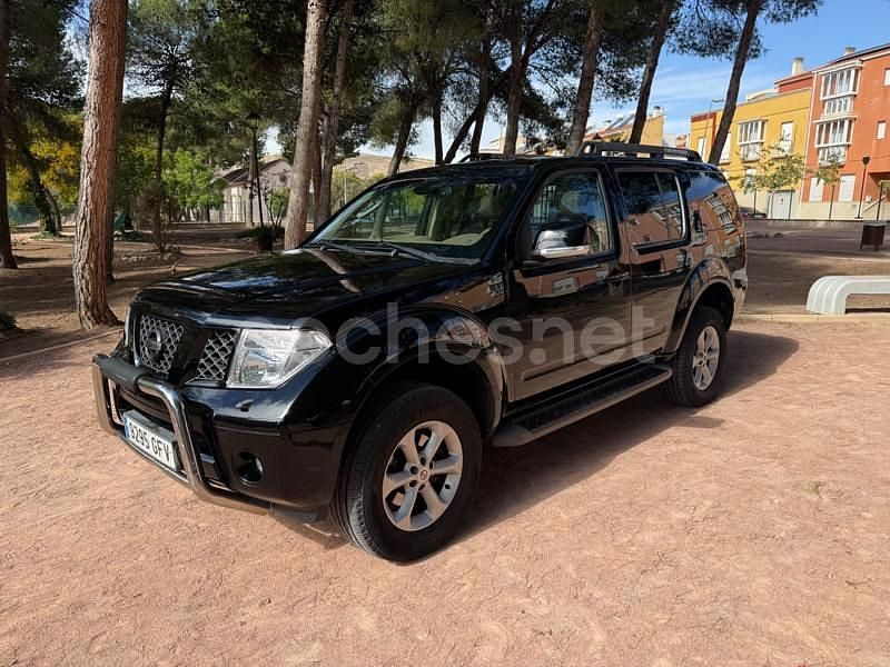 Negro Usado 2008 Nissan Pathfinder SUV | 11.500 € (Un poco caro) - Imagen 1/4