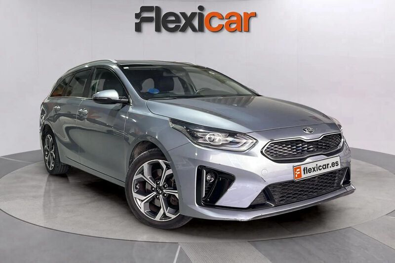 Gris Usado 2021 Kia Ceed Familiar | 12.990 € (Buen precio) - Imagen 1/4
