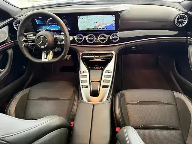 Usado Mercedes 320 AMG 435 CV (319 kW) 2022 Azul Berlina