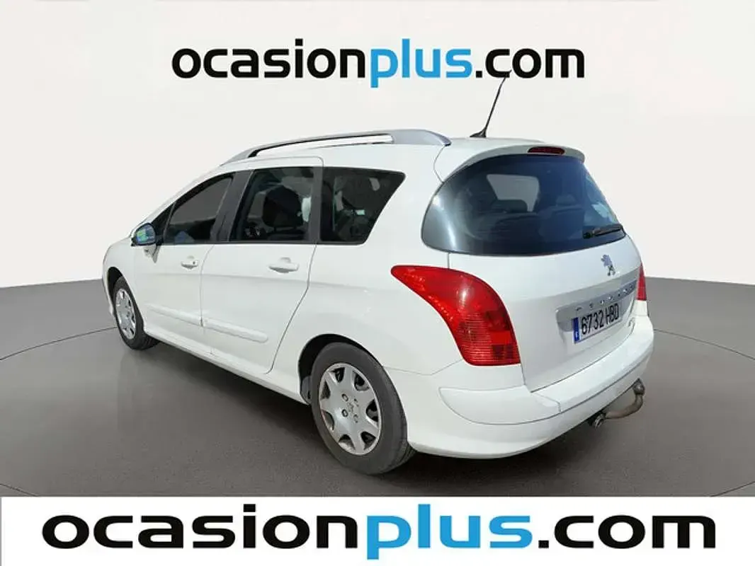 Usado Peugeot 308 SW Envy 120 CV (88 kW) 2010 Blanco Familiar