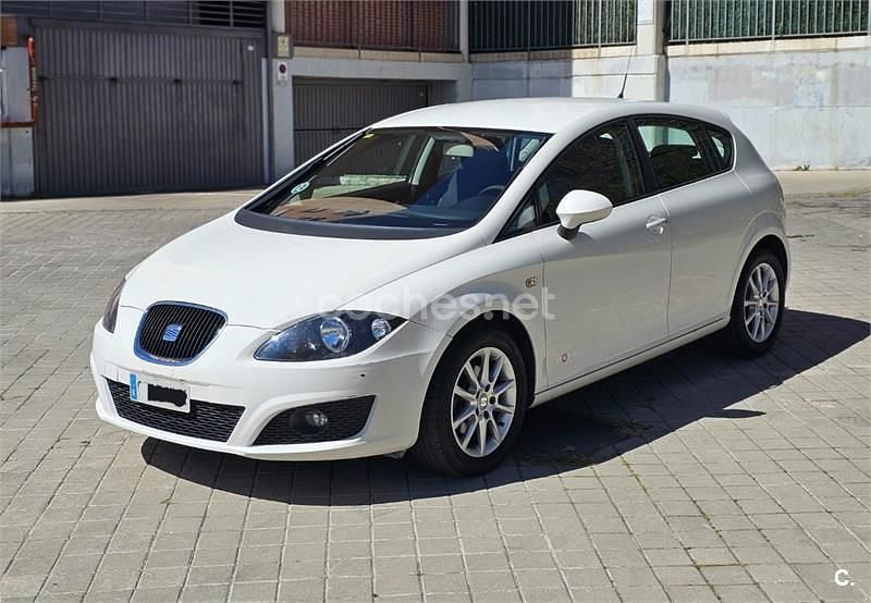 Usado Seat Leon Copa 105 CV (77 kW) 2012 Blanco Berlina