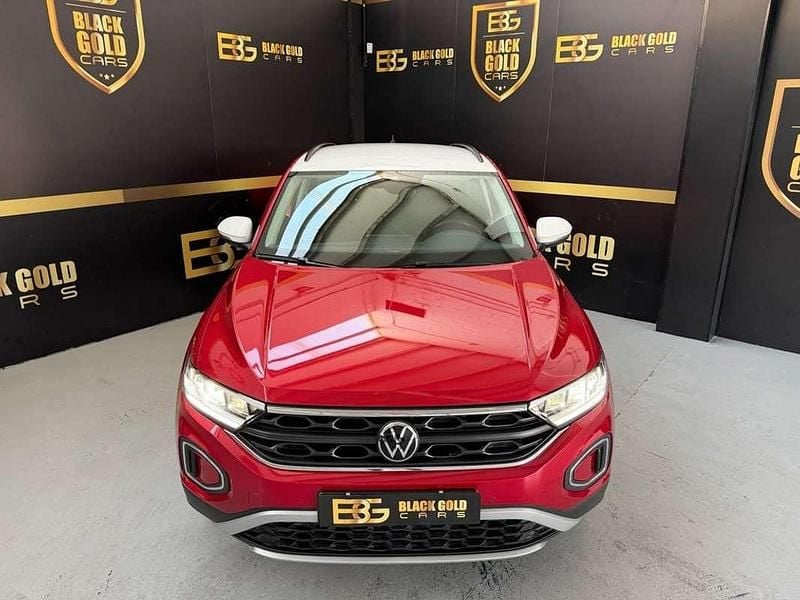Usado VW T-Roc Life 116 CV (85 kW) 2023 Granate SUV