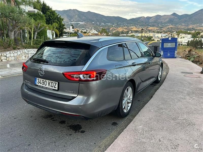 Usado Opel Insignia Excellence 170 HP (125 kW) 2017 Cinzento Carrinha