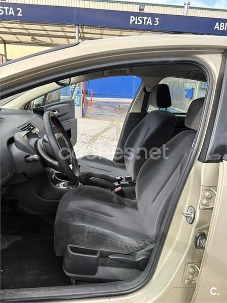 Usado Citroën C4 92 CV (67 kW) 2008 Beige Berlina