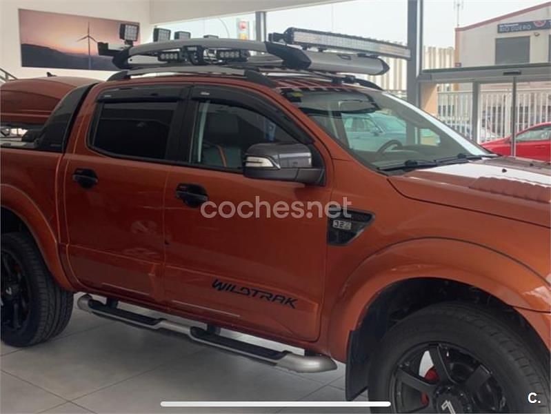 Usado Ford Ranger Wildtrack 200 CV (147 kW) 2015 Naranja Pickup/Camioneta