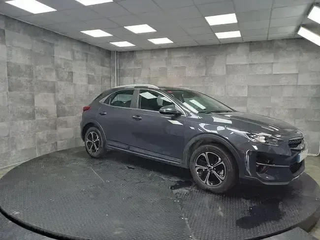 Usado Kia XCeed 141 CV (103 kW) 2021 Gris SUV