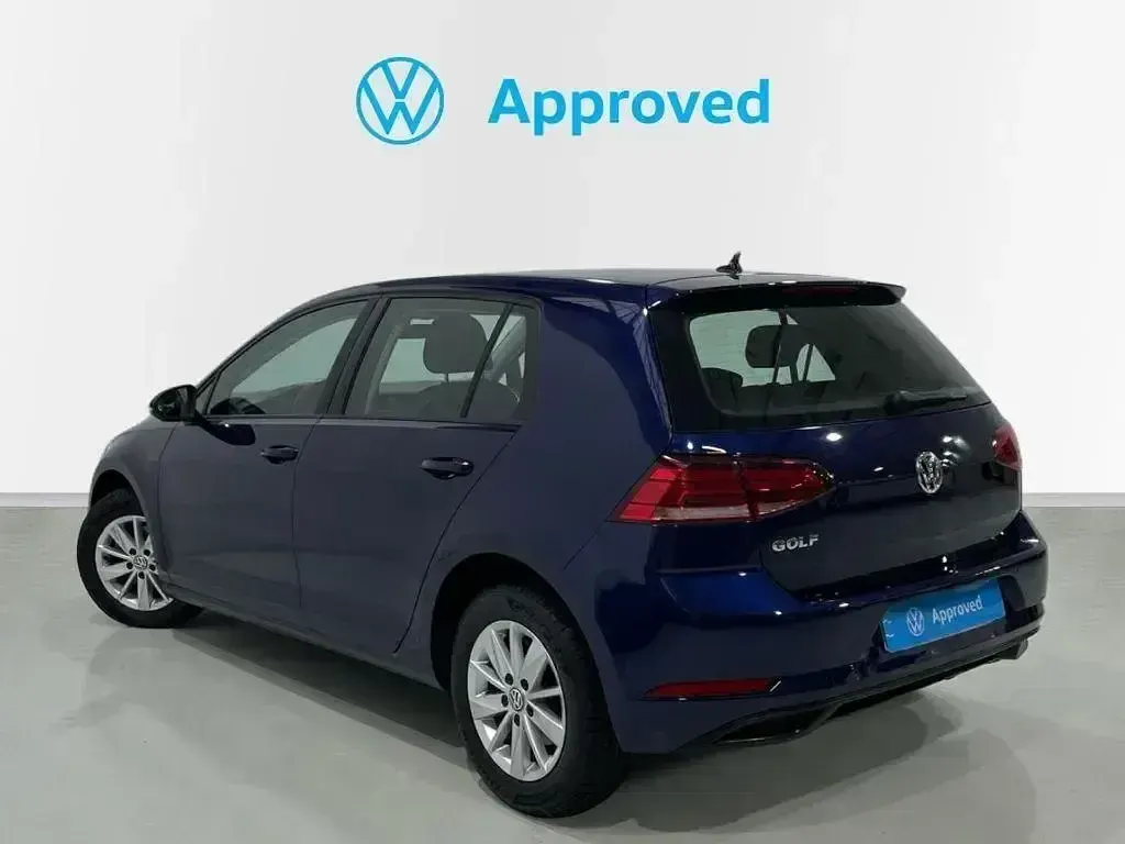 Usado VW Golf VII Edition 115 CV (84 kW) 2020 Azul Berlina