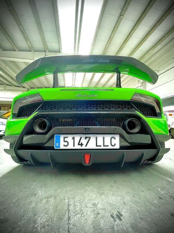 Verde Usado 2018 Lamborghini Huracán Coupe | 242.000 € (Precio justo) - Imagen 1/4