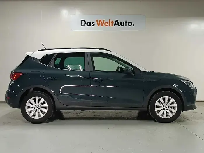 Usado Seat Arona Style 115 CV (84 kW) 2025 Gris SUV