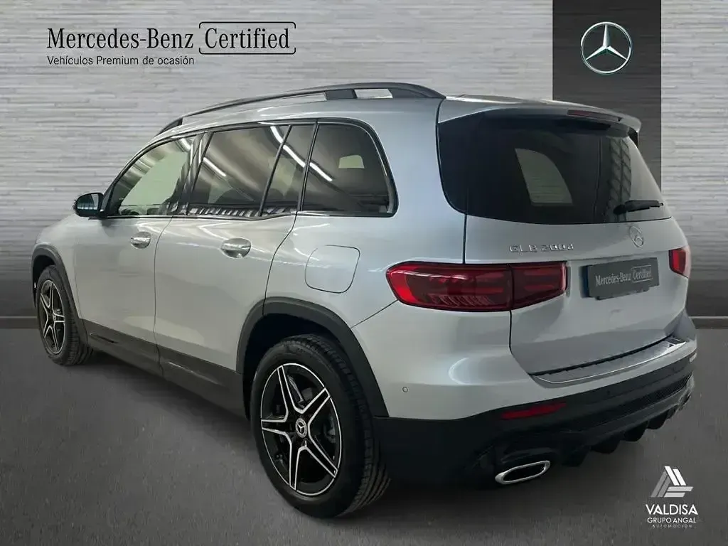 Usado Mercedes GLB200 150 CV (110 kW) 2025 Gris SUV