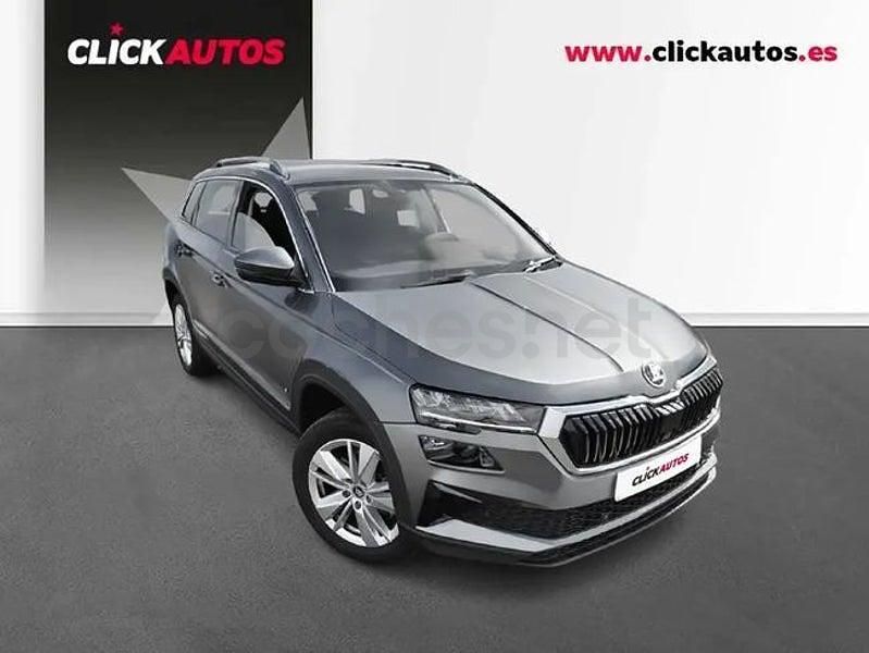 Usado Skoda Karoq Selection 150 CV (110 kW) 2025 Gris / plata SUV