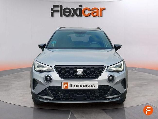 Usado Seat Arona FR 115 CV (84 kW) 2024 Gris / plata SUV