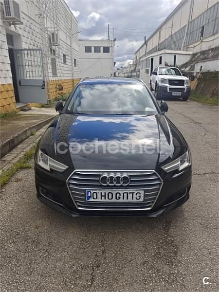 Usado Audi A4 Advanced Plus 190 CV (139 kW) 2018 Negro Familiar