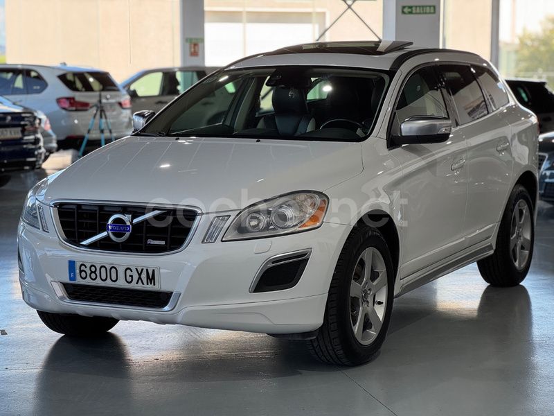 Blanco Usado 2010 Volvo XC60 R-Design SUV | 14.950 € (Un poco caro) - Imagen 1/4