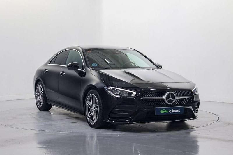 Usado Mercedes CLA200 150 CV (110 kW) 2021 Negro Coupe