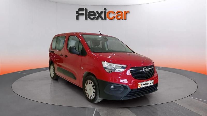 Usado Opel Combo Edition+ 131 HP (96 kW) 2021 Vermelho Monovolume