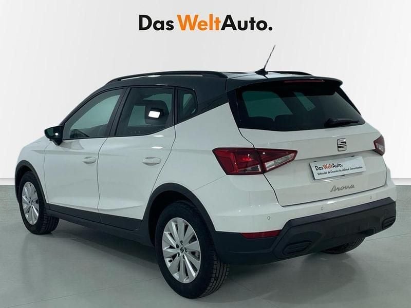 Usado Seat Arona Style 115 CV (84 kW) 2025 Blanco SUV