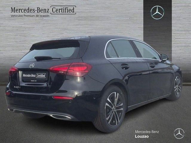 Usado Mercedes A200 Progressive 150 CV (110 kW) 2024 Negro noche