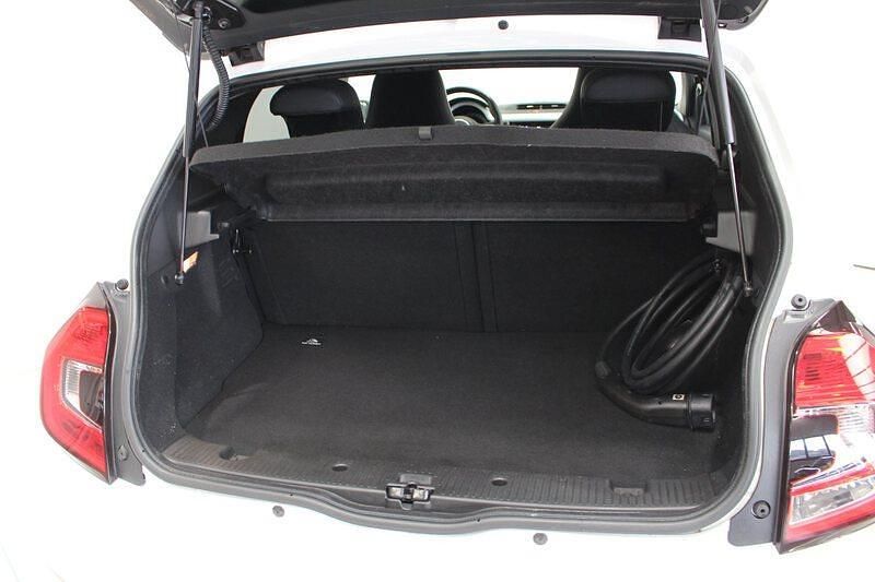 Usado Renault Twingo Zen 59 kW (81 CV) 2021 Blanco Utilitario