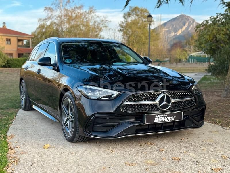 Usado Mercedes C200 163 CV (119 kW) 2023 Negro Familiar