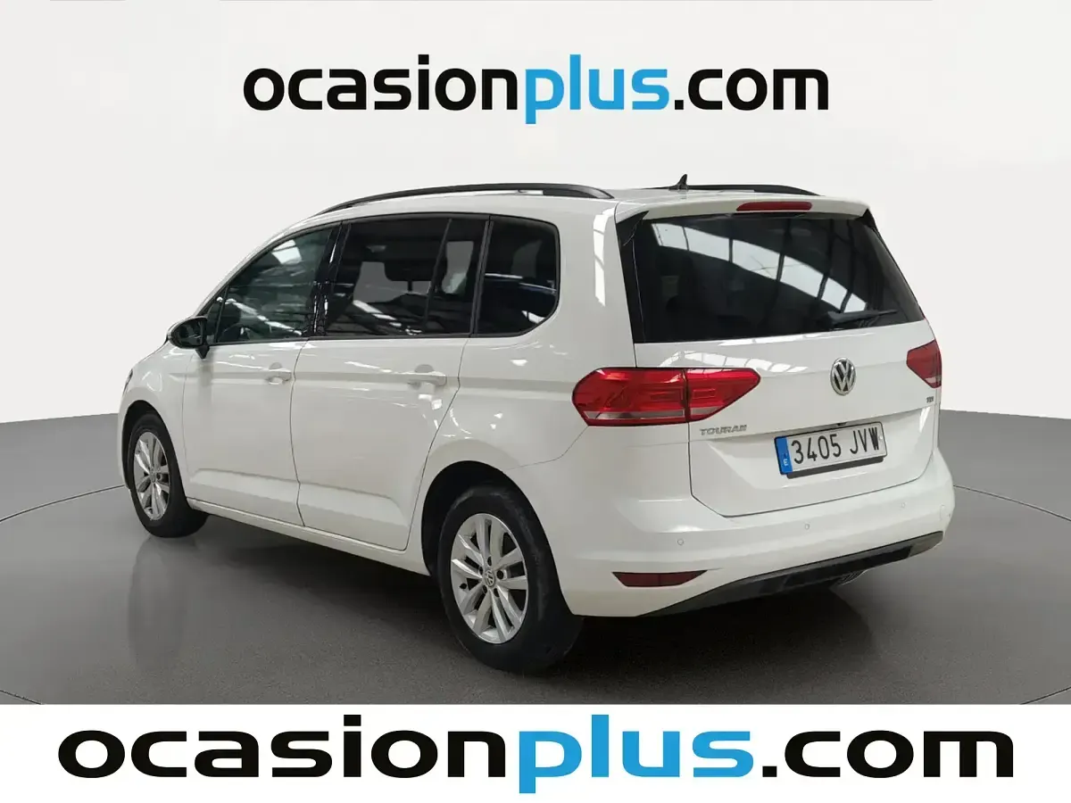 Usado VW Touran Advance 116 CV (85 kW) 2016 Blanco Monovolumen