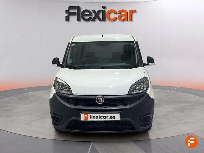 Usado Fiat Doblò 95 CV (69 kW) 2022 Blanco Monovolumen