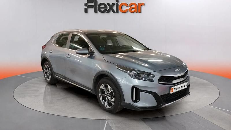 Usado Kia XCeed 160 CV (117 kW) 2023 Gris SUV