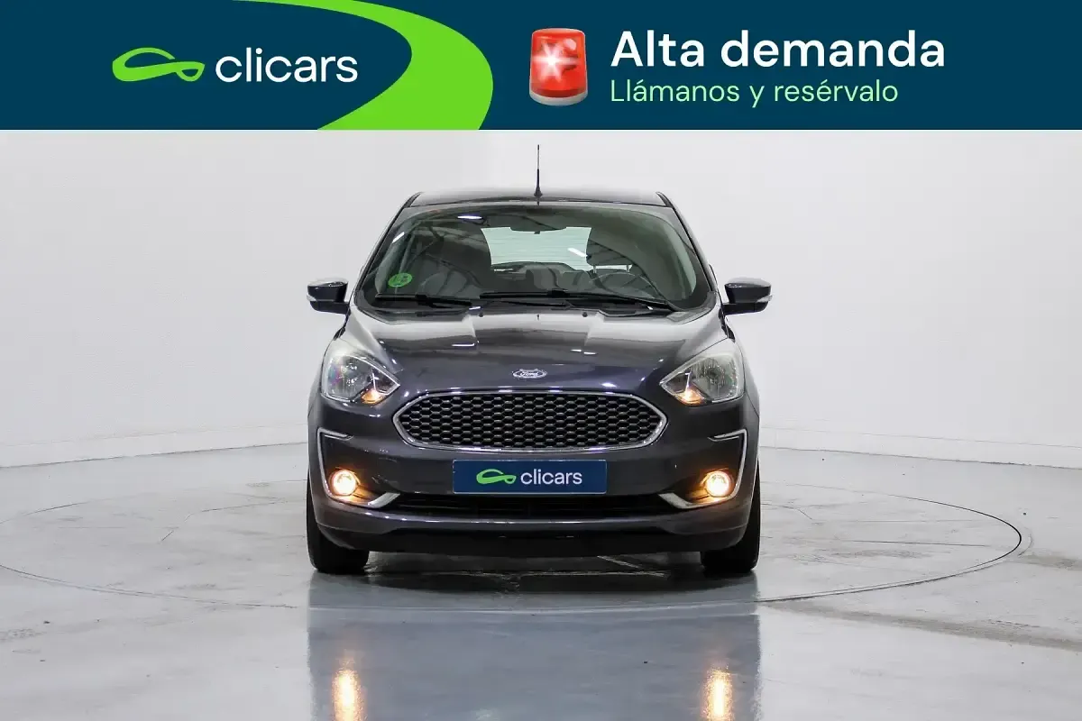 Usado Ford Ka Ultimate 85 CV (62 kW) 2018 Gris Berlina