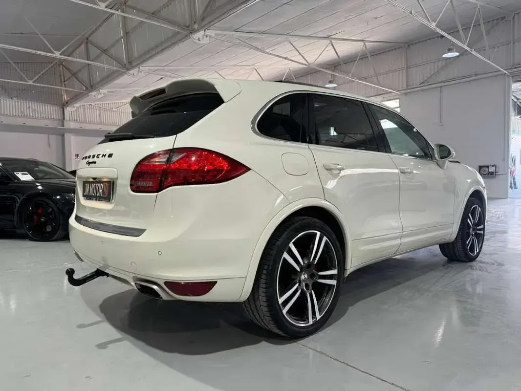 Usado Porsche Cayenne 262 CV (192 kW) 2015 Blanco SUV