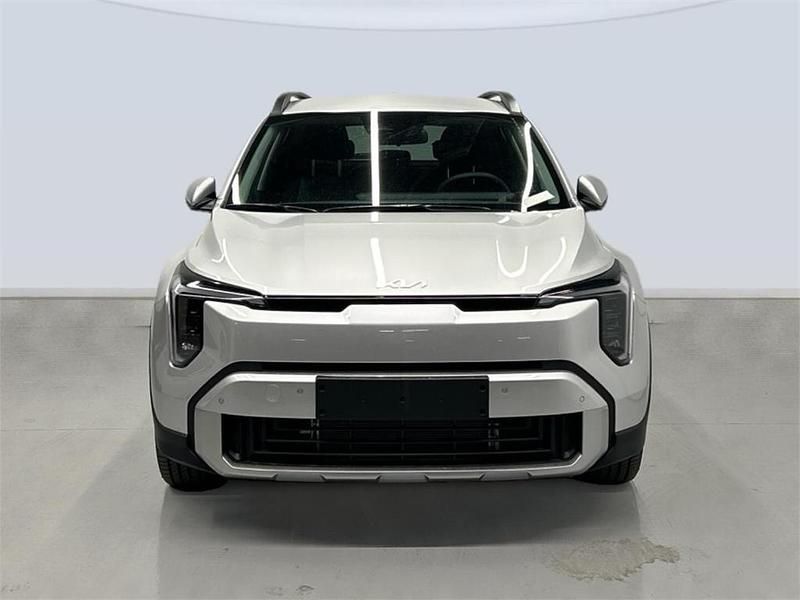Nuevo Kia Stonic 116 CV (85 kW) 2025 Sparkling silver SUV