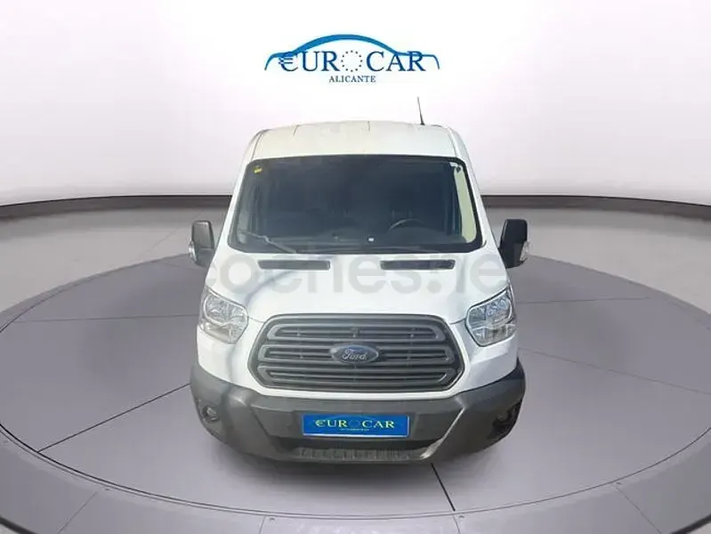 Usado Ford Tourneo Custom Trend 131 CV (96 kW) 2018 Blanco Van
