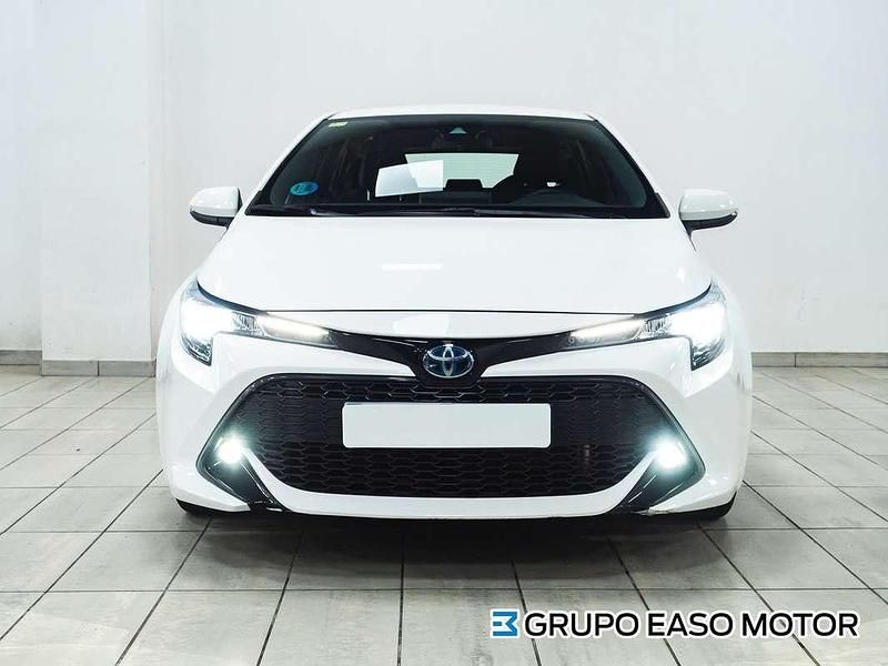 Begagnad Toyota Corolla Active 122 HK (89 kW) 2020 Vit Halvkombi