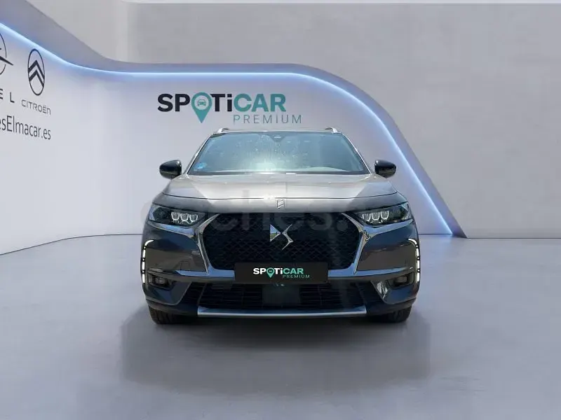 Usado DS Automobiles DS7 Crossback Rivoli 300 CV (220 kW) 2022 Gris / plata SUV