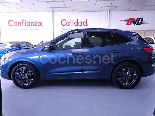 Usado Ford Kuga Titanium 190 CV (139 kW) 2021 Azul SUV