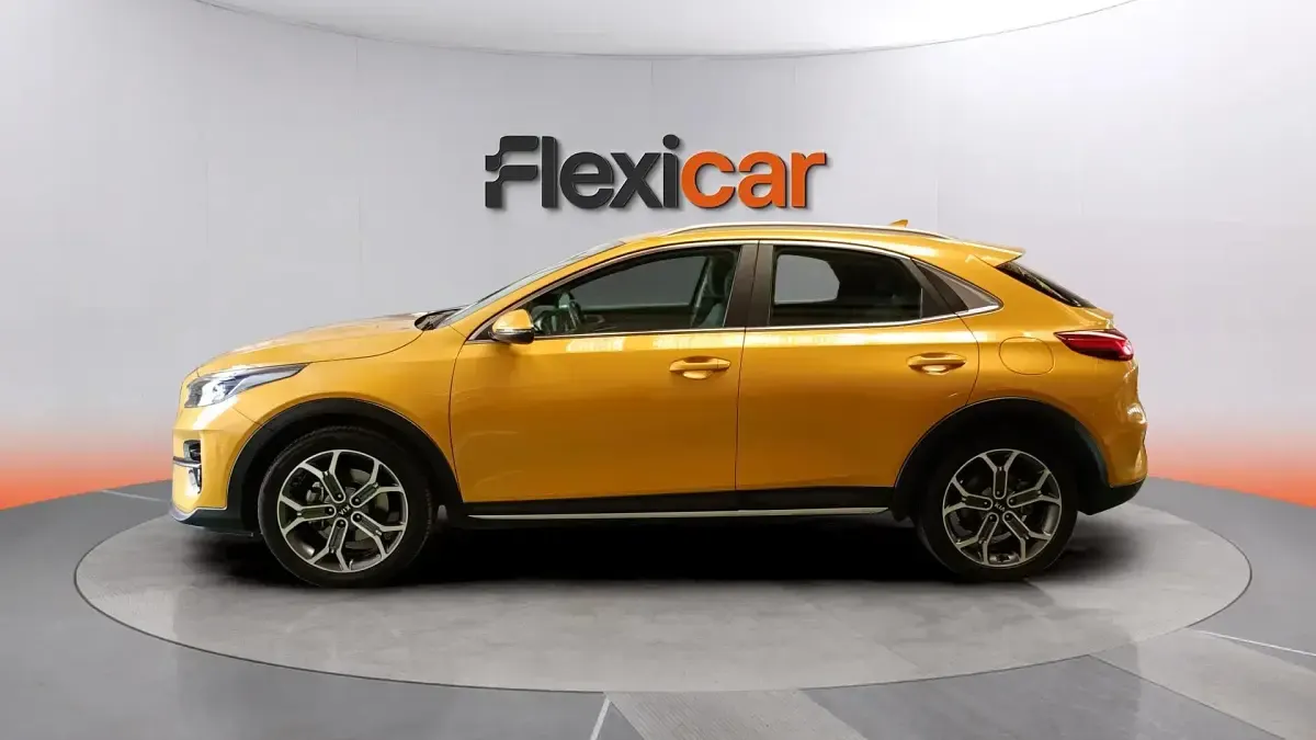 Usado Kia XCeed 120 CV (88 kW) 2021 Amarillo SUV