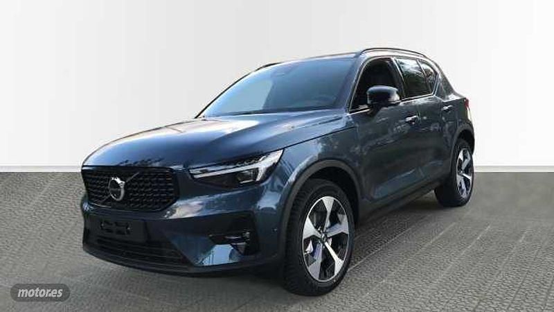 Azul Nuevo 2025 Volvo XC40 Plus SUV | 44.200 € (Un poco caro) - Imagen 1/4