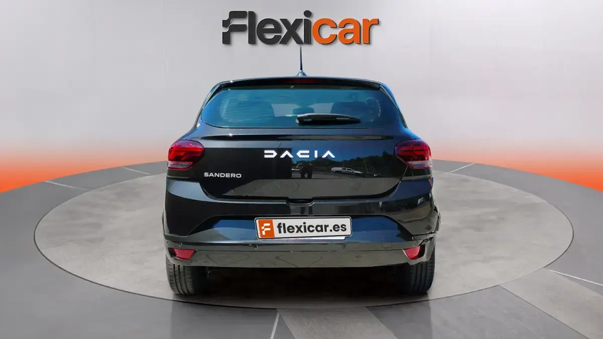 Usado Dacia Sandero Expression 101 CV (74 kW) 2022 Negro Berlina
