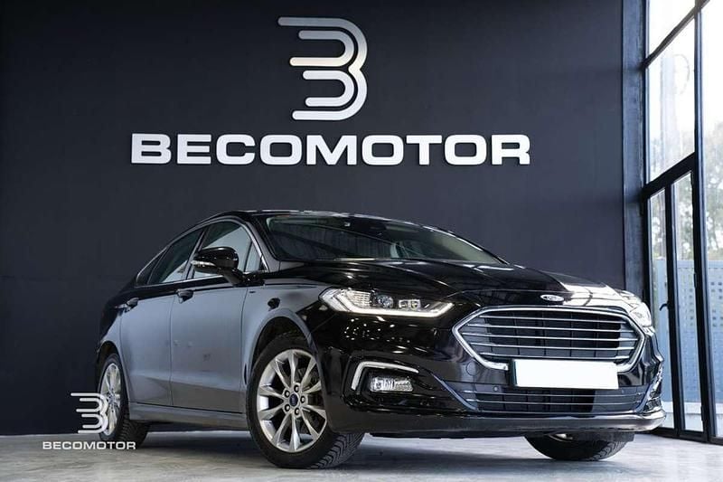 Usado Ford Mondeo ST-Line 150 CV (110 kW) 2019 Negro Familiar