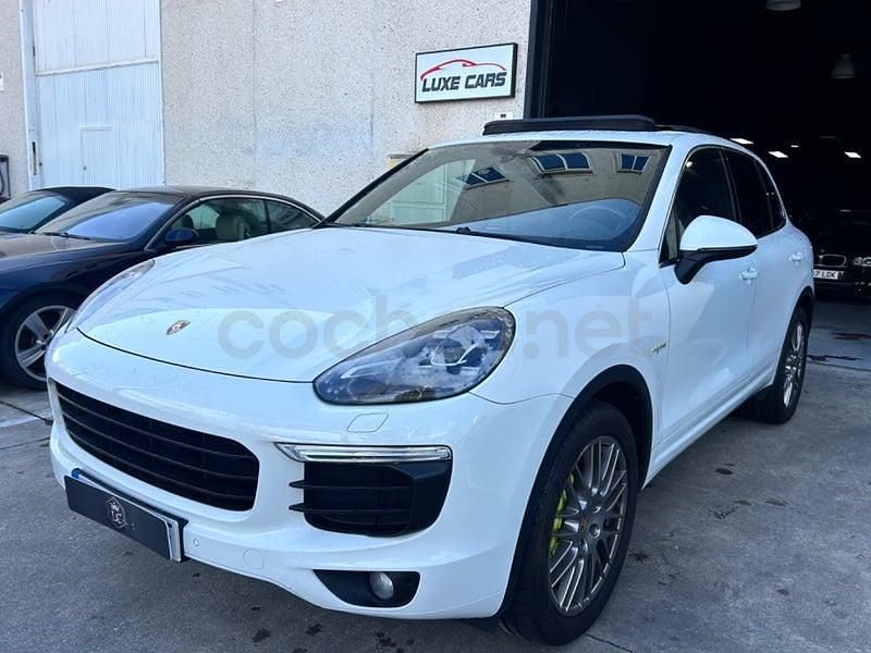 Usado Porsche Cayenne S E-Hybrid 416 CV (305 kW) 2014 Blanco SUV