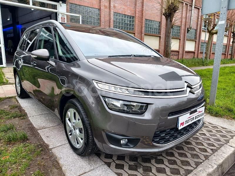 Usado Citroën Grand C4 Picasso Feel 120 CV (88 kW) 2016 Gris / plata Monovolumen