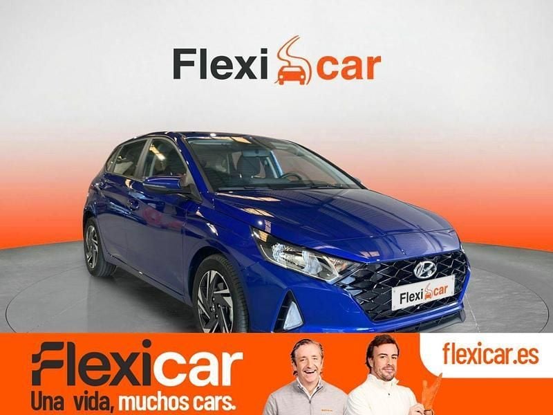 Azul Usado 2023 Hyundai i20 Berlina | 16.490 € (Precio justo) - Imagen 1/4