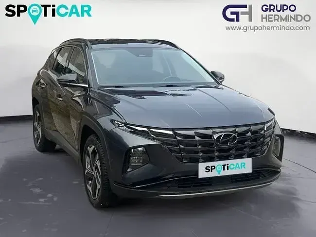 Usado Hyundai Tucson 265 CV (194 kW) 2023 Gris / plata SUV