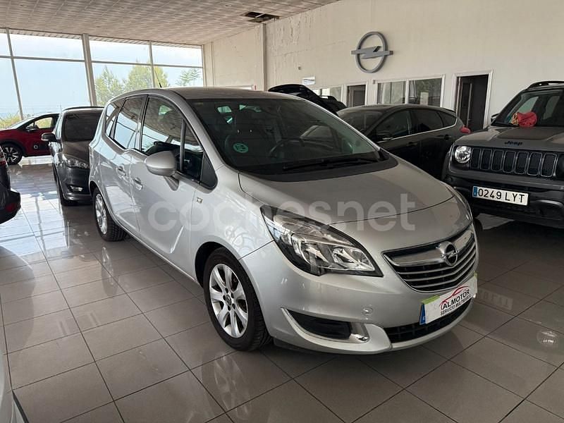 Gris / plata Usado 2015 Opel Meriva Selective Monovolumen | 7000 € (Precio justo) - Imagen 1/4