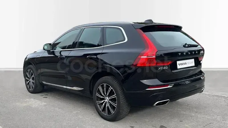 Usado Volvo XC60 Inscription 340 CV (250 kW) 2021 Negro SUV