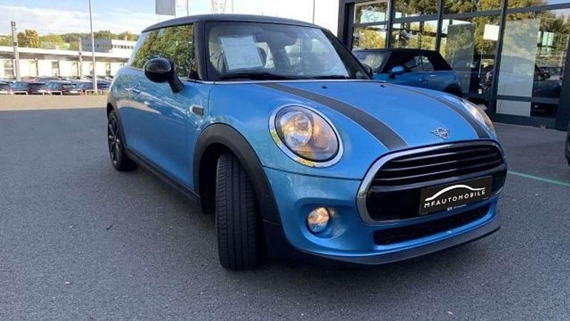 Usado Mini Cooper D 116 CV (85 kW) 2019 Azul Utilitario