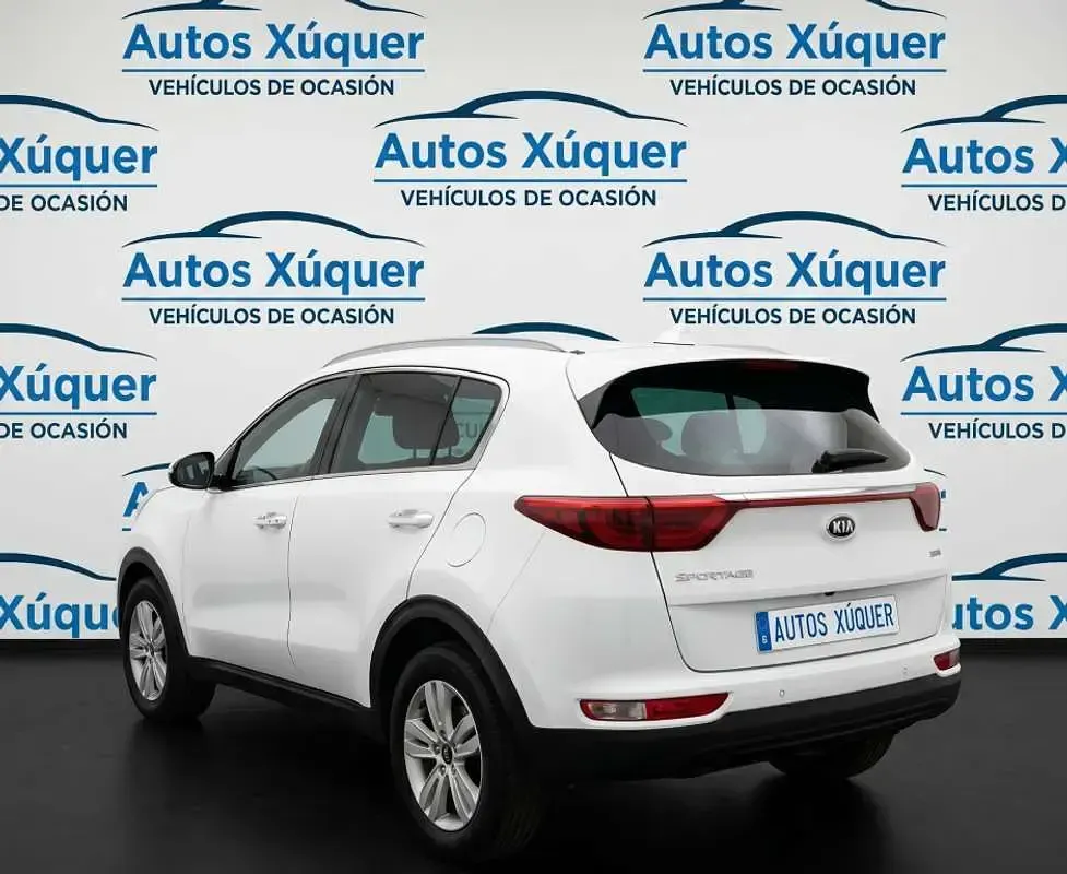 Usado Kia Sportage 116 CV (85 kW) 2016 Blanco SUV
