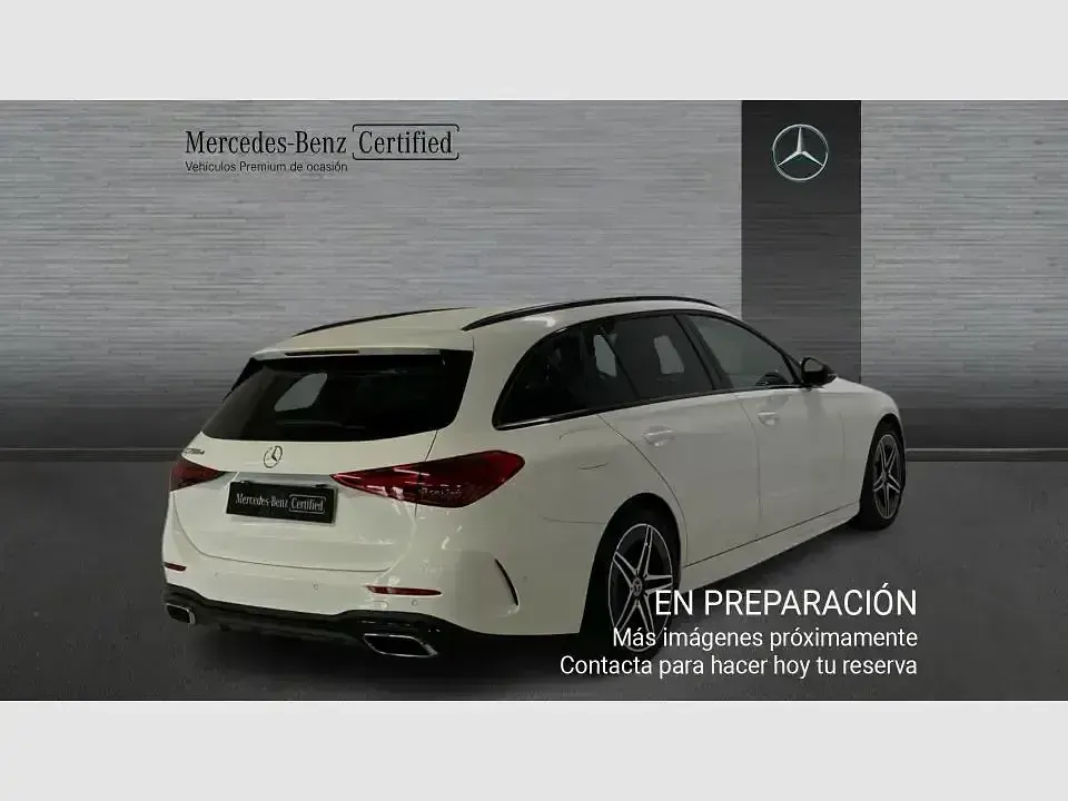 Usado Mercedes C200 163 CV (119 kW) 2024 Blanco polar Familiar
