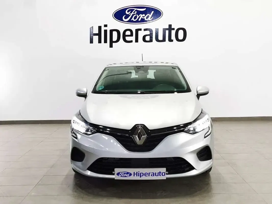 Usado Renault Clio Intens 91 CV (66 kW) 2022 Gris Utilitario