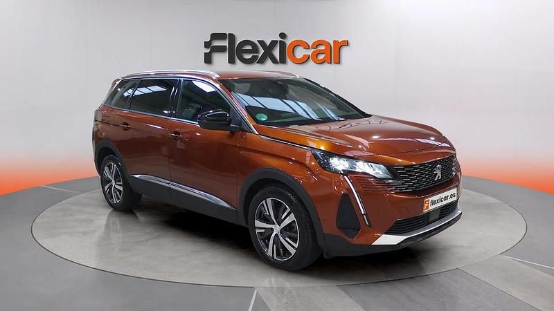 Usado Peugeot 5008 Allure 131 CV (96 kW) 2023 Marrón SUV